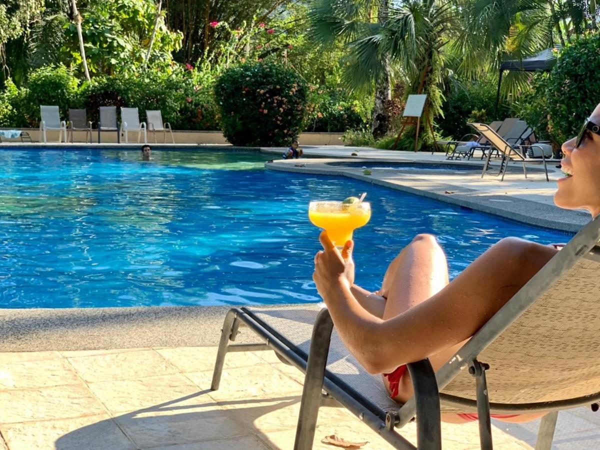 Jaco Hotel Docelunas Екстериор снимка