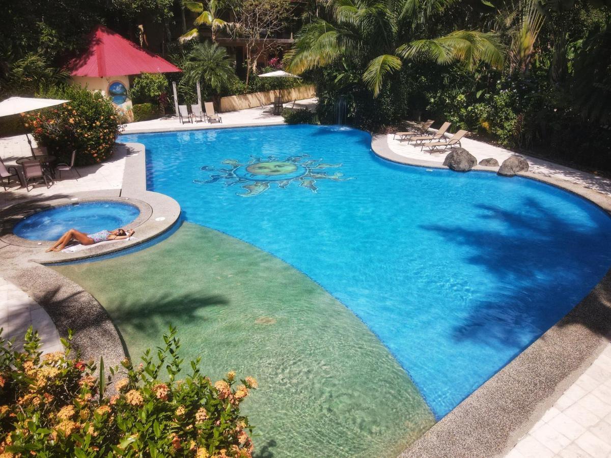 Jaco Hotel Docelunas Екстериор снимка