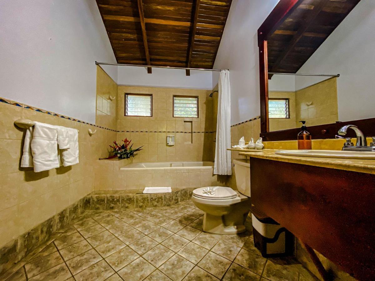 Jaco Hotel Docelunas Екстериор снимка