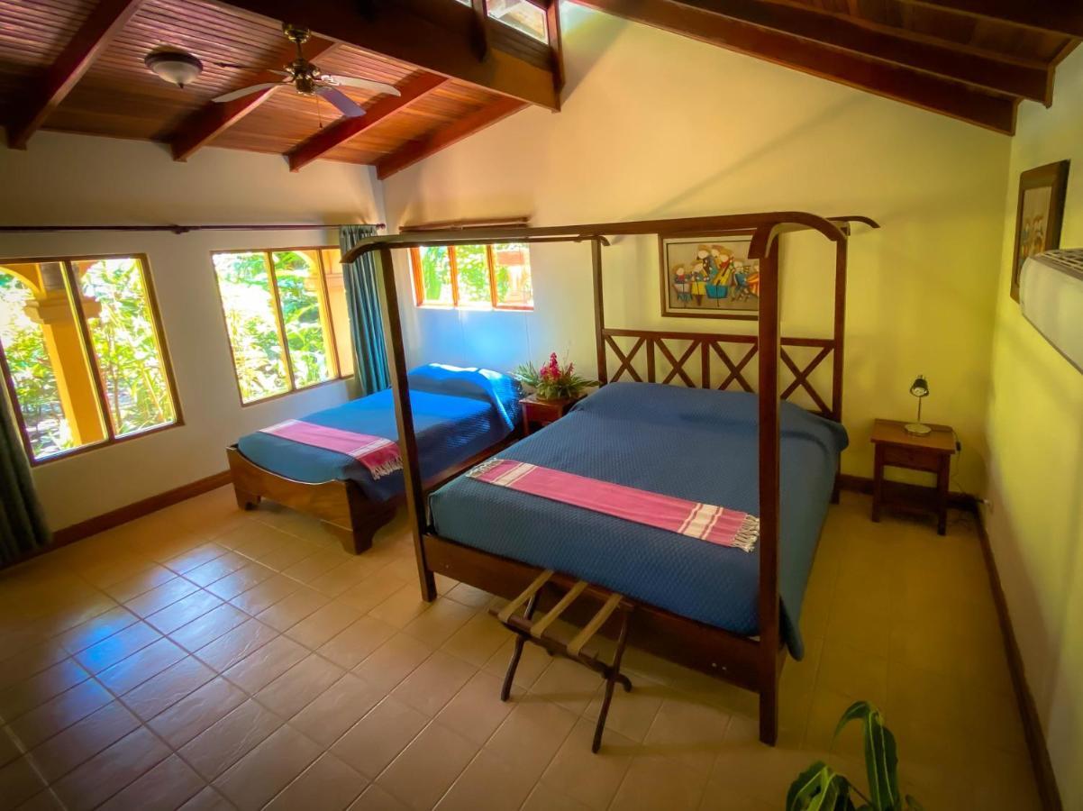 Jaco Hotel Docelunas Екстериор снимка